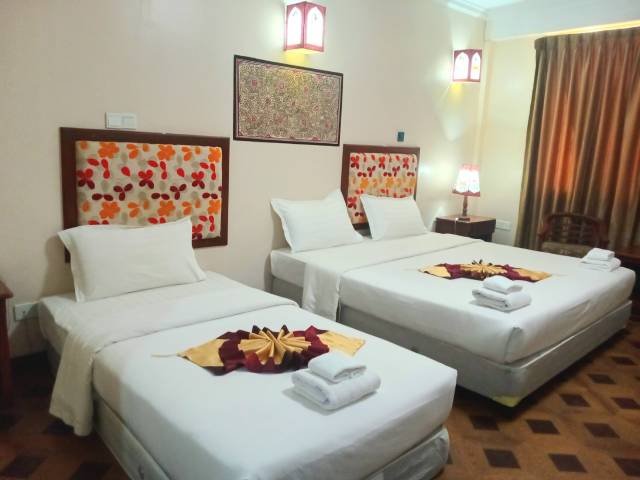 Family Deluxe (3 Pax)