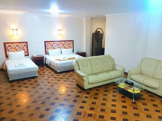 Royal Lotus Suite (4 Pax)